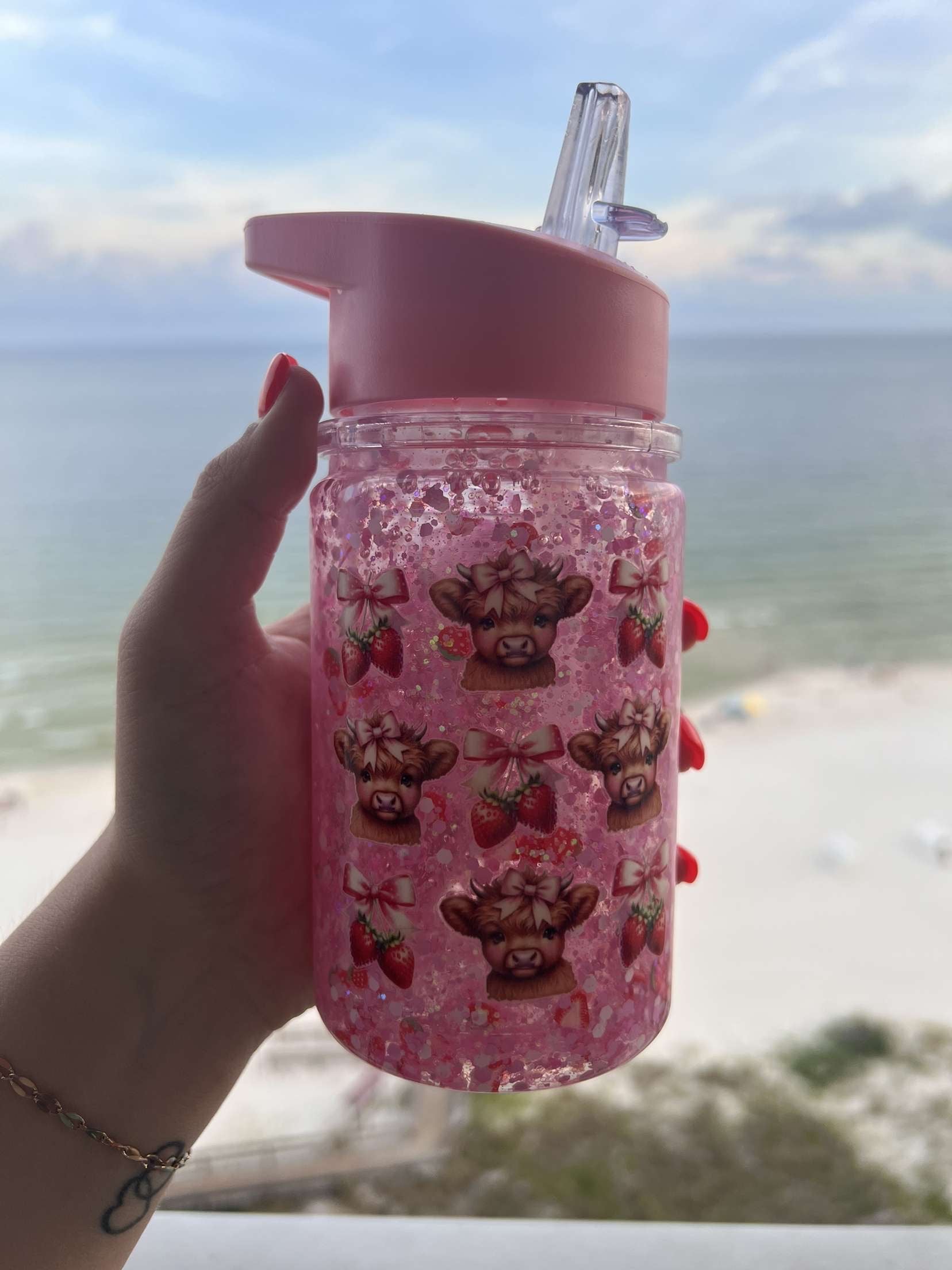 Strawberry Cow image 0