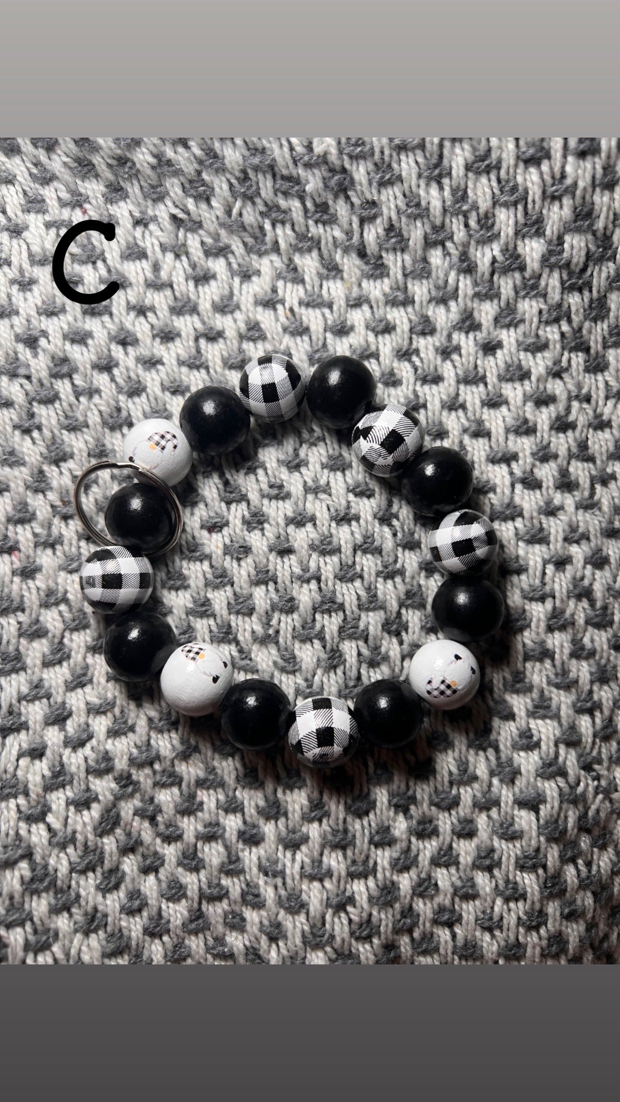 Round Christmas Keychains