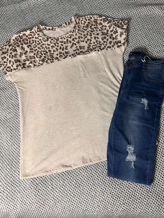 Cheetah Tee image 0
